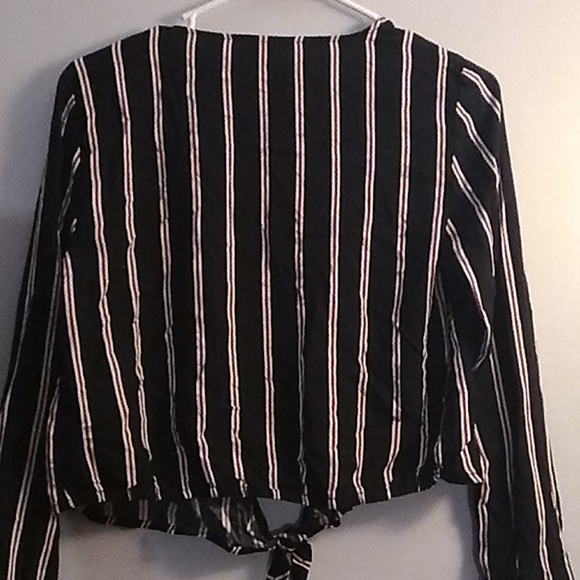 Jacket - Picture 3 of 4